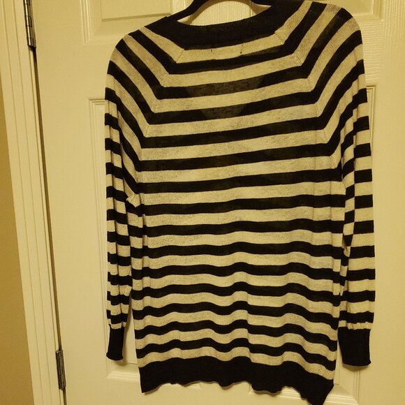 Mango Sheer Linen Knit  Black & Cream V Neck Sweater - Picture 2 of 8